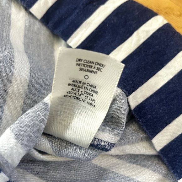 ALICE + OLIVIA scarlet striped pleated tailored shorts linen blend size 4 - Picture 9 of 11